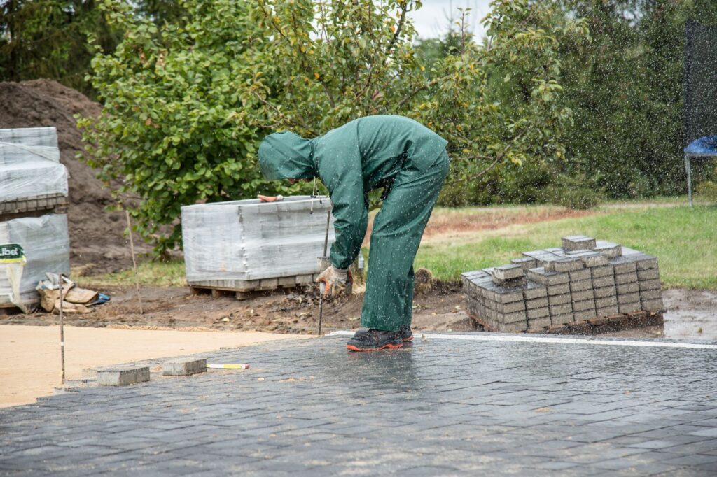 Paver Sealing in Lake Panasoffkee: Protect Your Pavers for Good 3 sealed paver driveway near Lake Panasoffkee FL